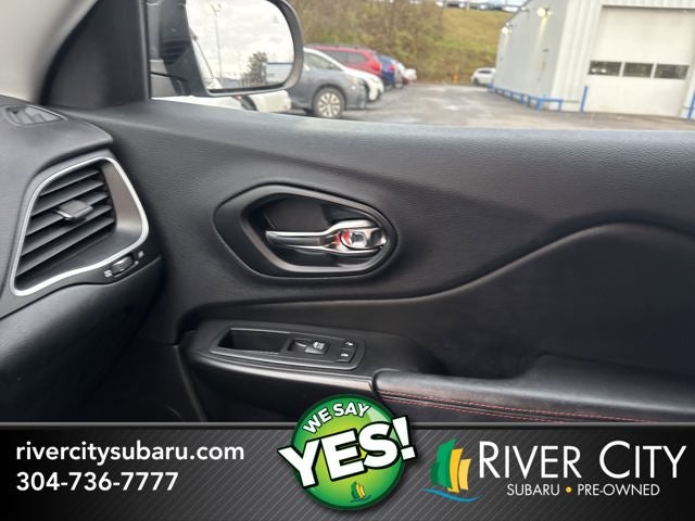 2019 Jeep Cherokee Trailhawk