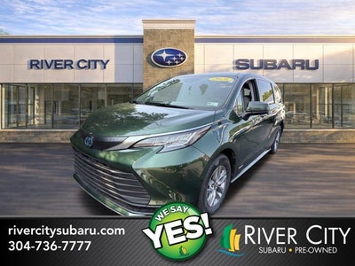 2021 Toyota Sienna LE
