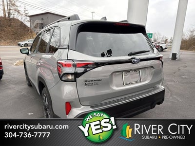 2025 Subaru Forester Premium