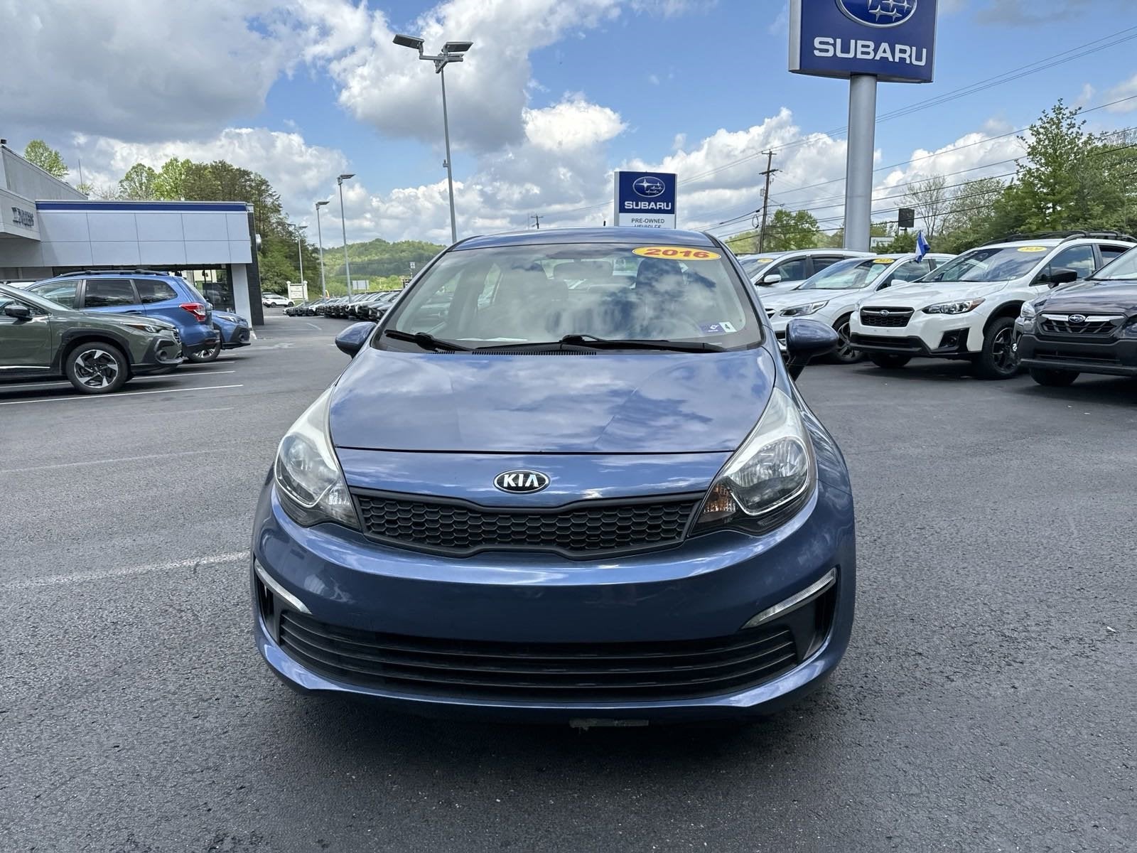 Used 2016 Kia Rio LX with VIN KNADM4A31G6660591 for sale in Huntington, WV