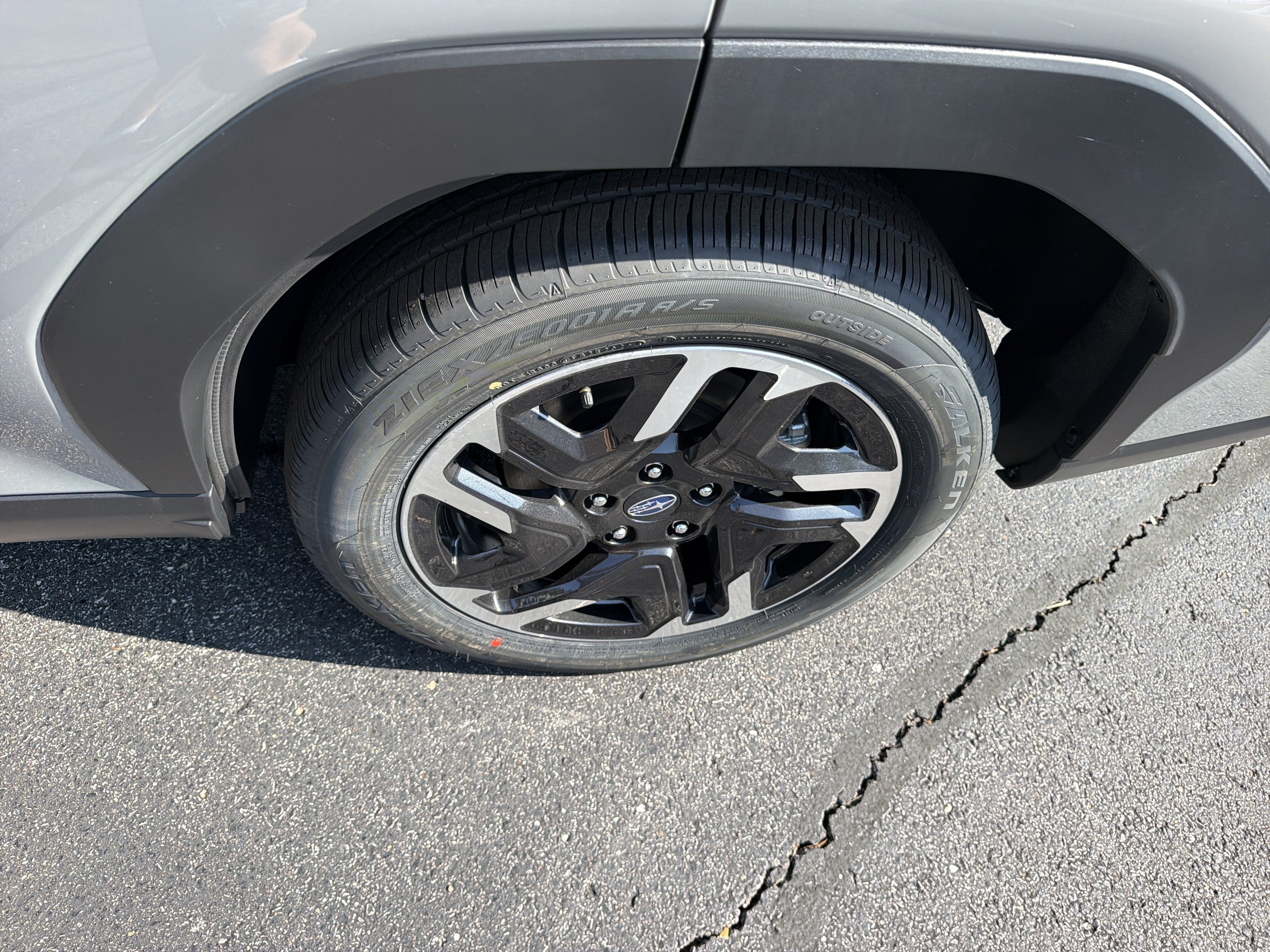 2026 Subaru FORESTER Premium Hybrid